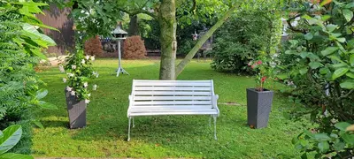 Ein Garten an der Unterkunft Bungalow an der Tanne mit überdachter Terrasse