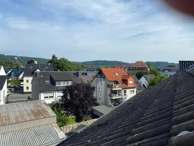 Ein allgemeiner Bergblick oder ein Berglick von der Ferienwohnung aus