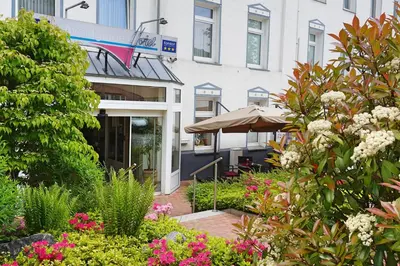 Ein Garten an der Unterkunft Avantgarde Hotel