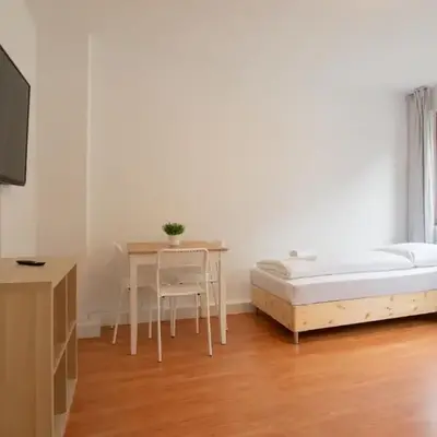 Tolstov Apartments - 1
