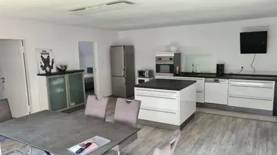 Küche/Küchenzeile in der Unterkunft Warzalas Apartement