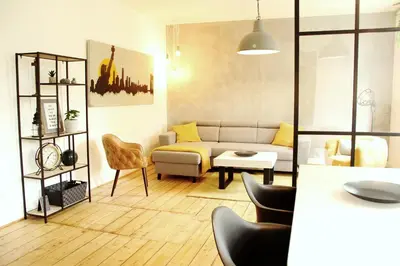Ein Sitzbereich in der Unterkunft zentrales NewYork-Designapartment mit 2 Betten nahe Messe l Flughafen