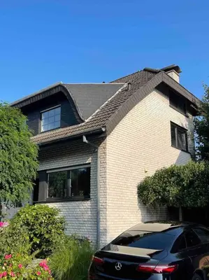 Das Gebäude in dem sich die Ferienwohnung befindet