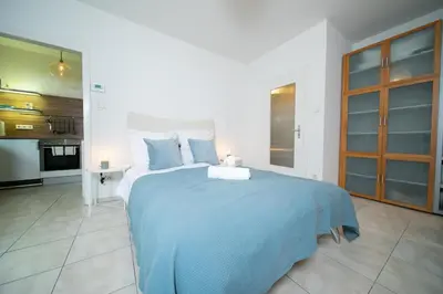 Ein Bett oder Betten in einem Zimmer der Unterkunft Apartment Blue - Zentral und gut angebunden