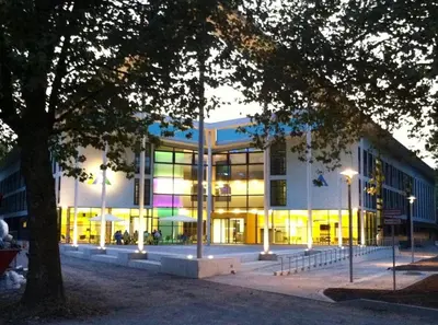 Das Gebäude in dem sich das Hostel befindet