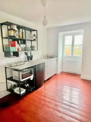 Küche/Küchenzeile in der Unterkunft Get-your-flat - Mansard-Wohnung in Villa 3 Zr Kü Bad, 85 m2, bis 4 Gäste , Haustier auf Anfrage - ruhig & naturnah - TOP