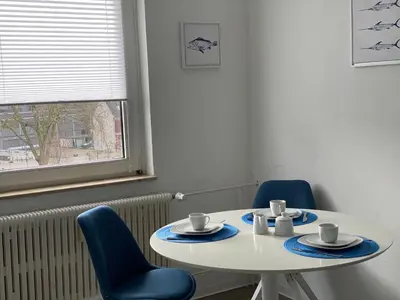 Ein Sitzbereich in der Unterkunft Blaue Insel neben Hbf-Duisburg