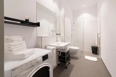 Ein Badezimmer in der Unterkunft Lunas Appartements in der alten Schule Essen