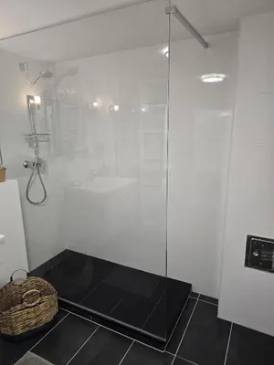Ein Badezimmer in der Unterkunft Grünental Unten