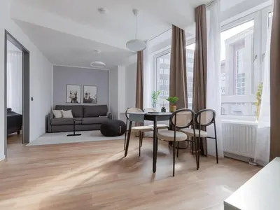 Ein Sitzbereich in der Unterkunft Limehome Essen Kettwiger Straße