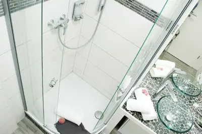 Ein Badezimmer in der Unterkunft superior Apartment mit WiFi l 400m bis Uni l Messe l IGA 27 l Zoo Dui