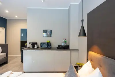 Küche/Küchenzeile in der Unterkunft Liro Hotel Moers