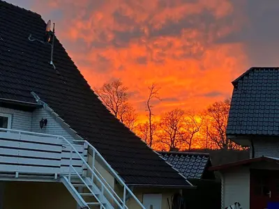 Blick auf den Sonnenuntergang/Sonnenaufgang von der Ferienwohnung aus oder aus der Nähe