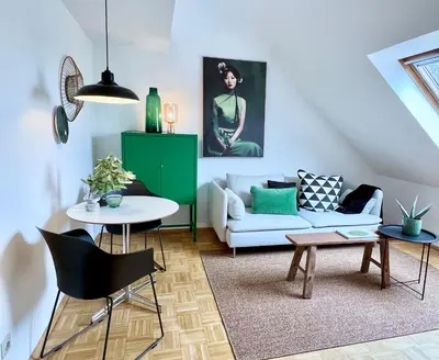 Ein Sitzbereich in der Unterkunft GREEN STAY APARTMENT - Free Parking