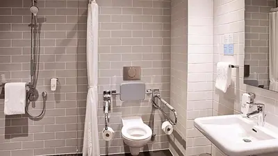 Ein Badezimmer in der Unterkunft Holiday Inn Express - Remscheid