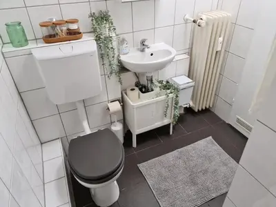 Ein Badezimmer in der Unterkunft Schöne Ferienwohnung im Zentrum mit Self Check-In und Free Wifi