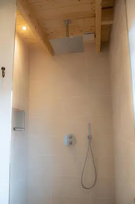 Ein Badezimmer in der Unterkunft Holzmichel