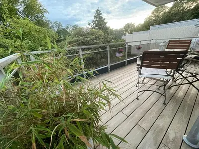 Ein Balkon oder eine Terrasse in der Unterkunft Ideale Unterkunft in Düsseldorf-Nord
