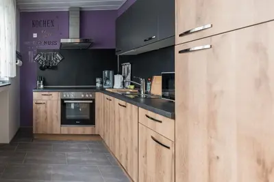 Küche/Küchenzeile in der Unterkunft Schöne lichtdurchflutete Ferienwohnung mit Balkon