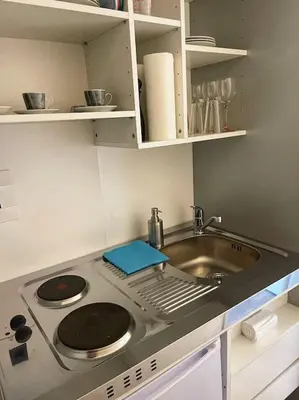 Küche/Küchenzeile in der Unterkunft Apartment nähe Flughafen DUS