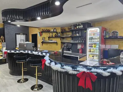 Lounge oder Bar in der Unterkunft Hotel Annis M&P