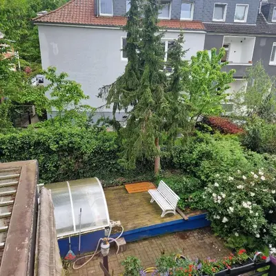 Ein Garten an der Unterkunft Zuhause im Grünen