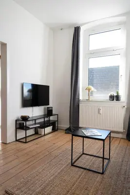 TV/Unterhaltungsangebot in der Unterkunft FeelsLikeHome - Schöne&zentral angebundene Altbauwohnung mit Parkplatz