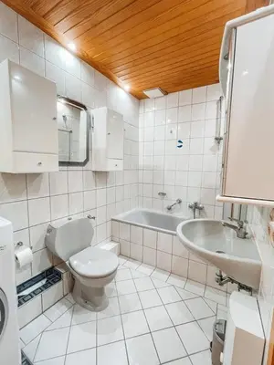 Ein Badezimmer in der Unterkunft KM Apparts 1