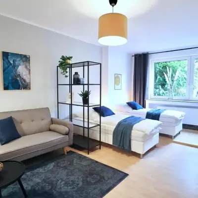 SAPPHIRE APARTMENT: FREE PARKING + NETFLIX + BATHTUB
