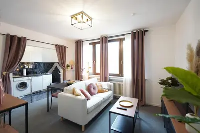 Küche/Küchenzeile in der Unterkunft Dein Flughafen Messe Appartment nahe Düsseldorf 1