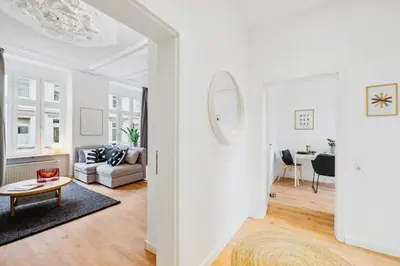 Ein Sitzbereich in der Unterkunft Wuppertaler Altbau-Traum Gutenberg - Nähe DUS & Dortmund & Köln & Essen